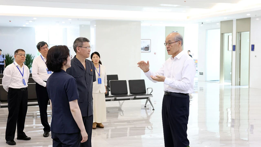 担当、韧劲、方法：根本还是抓落实